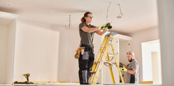 Best Emergency Electrical Repair  in Higginsville, MO